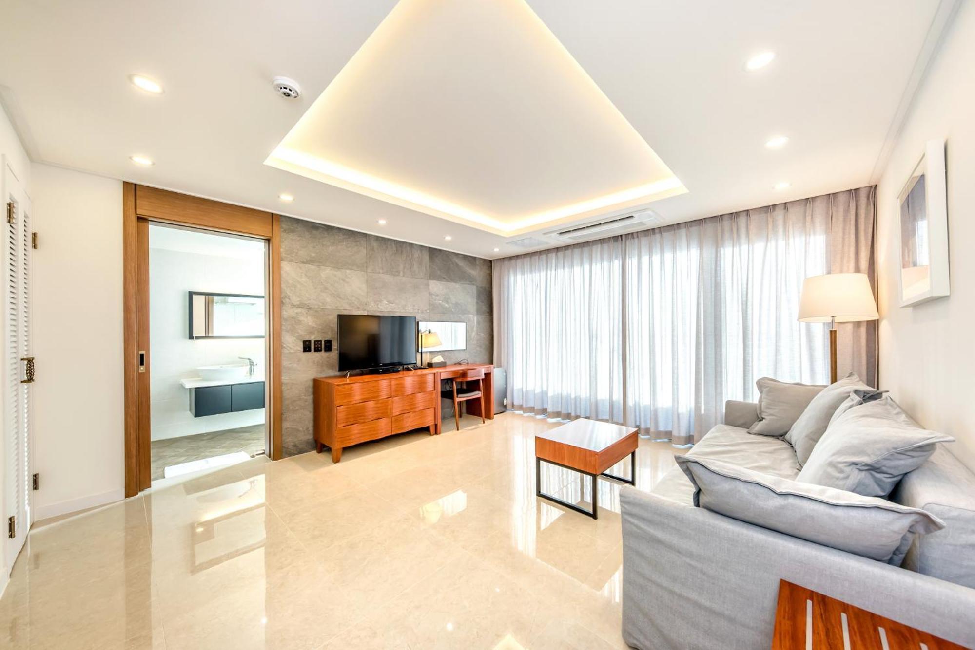 Arts Spa&Poolvilla Jeju Exterior photo